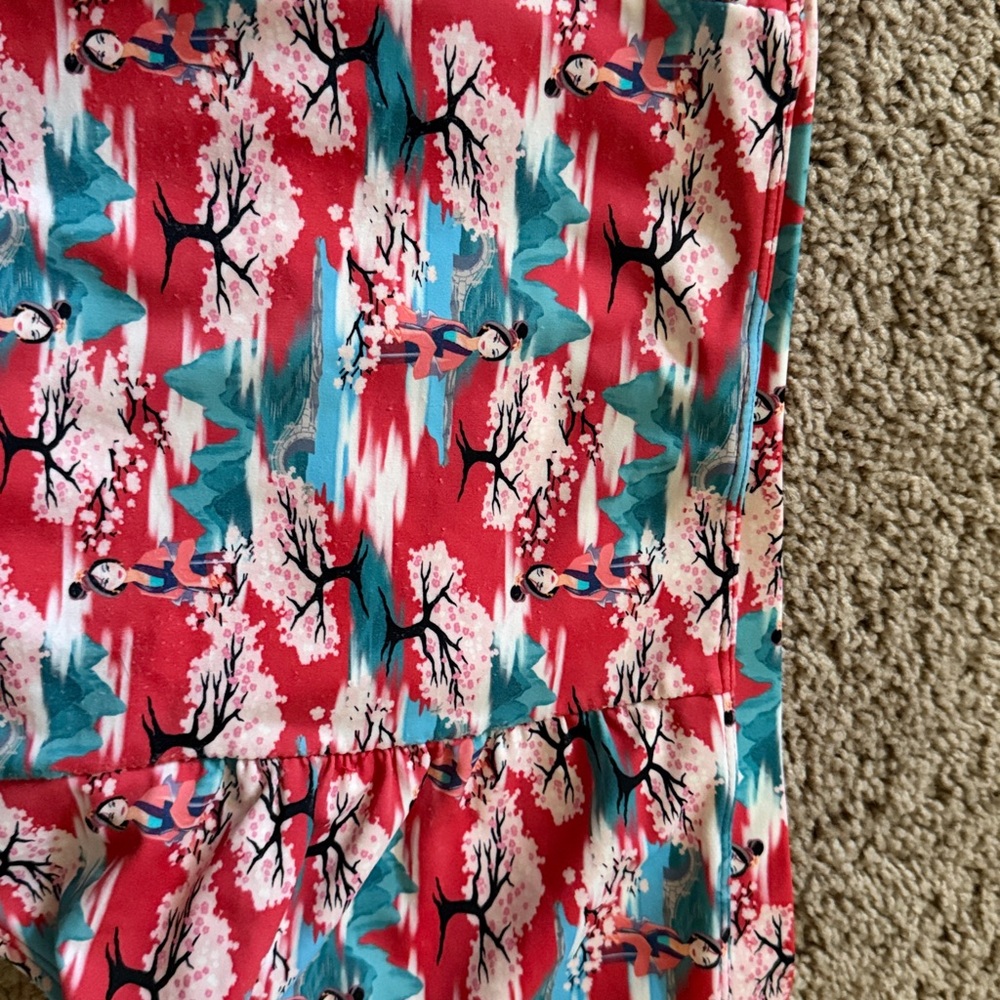 Mulan two-piece bikini Disney ladies size 14-16 (1x) - Picture 6 of 6